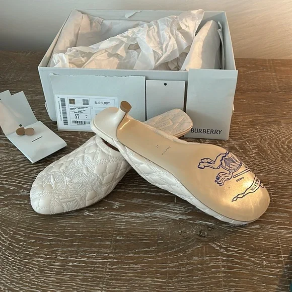 Burberry kitten heel size 37 New - Picture 3 of 11